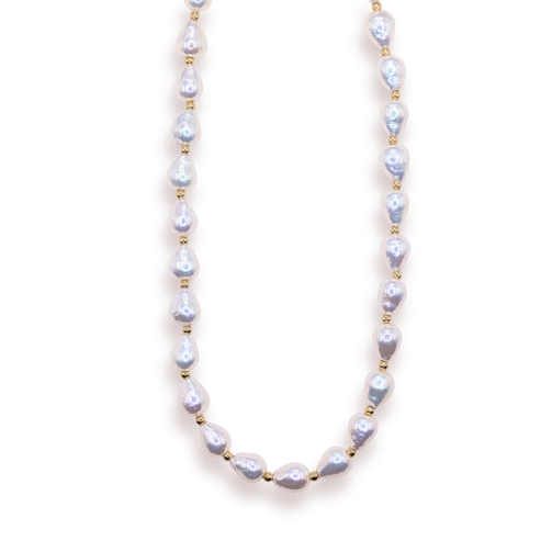 Saylor Pearl Necklace in Gold