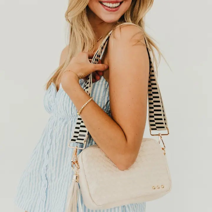 Woven Willow Cam Bag