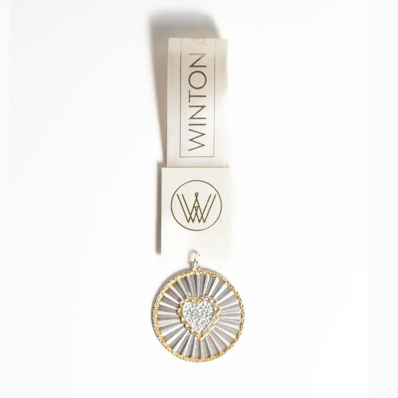 Winton & Waits Statement Charms