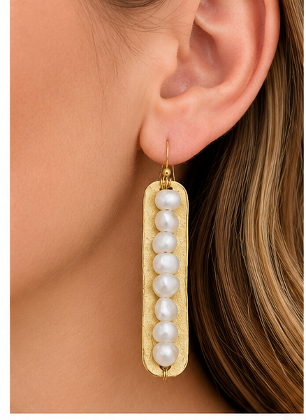 Susan Shaw Gold Bar & Pearl Earrings