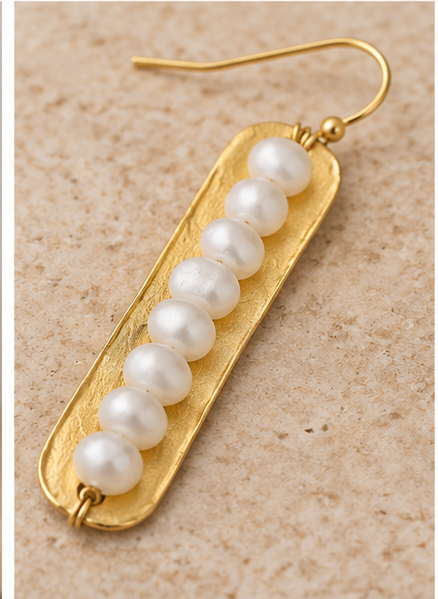 Susan Shaw Gold Bar & Pearl Earrings
