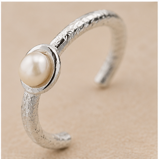 Susan Shaw Pearl Accent Hoops