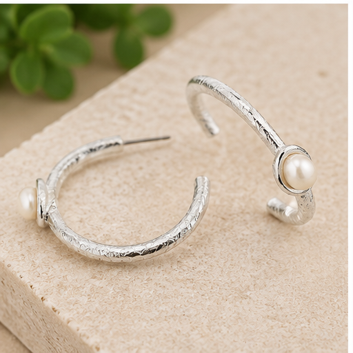 Susan Shaw Pearl Accent Hoops