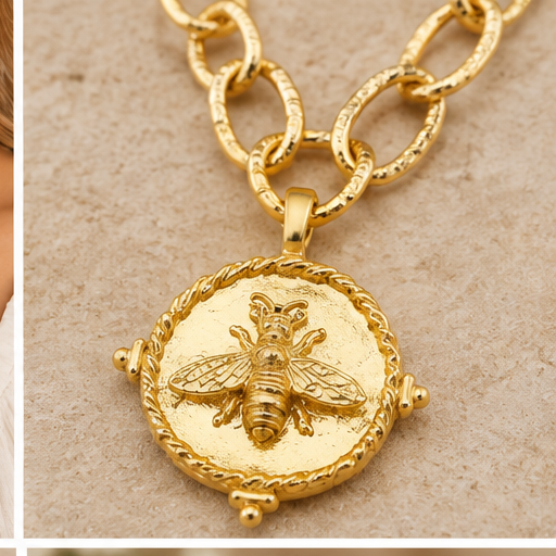 Susan Shaw Gold Queen Bee Pendant Necklace
