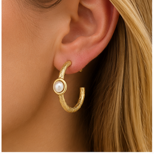 Susan Shaw Pearl Accent Hoops