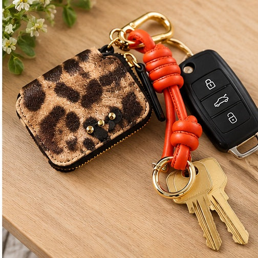 Pretty Simple Brynn Clippable Card Wallet