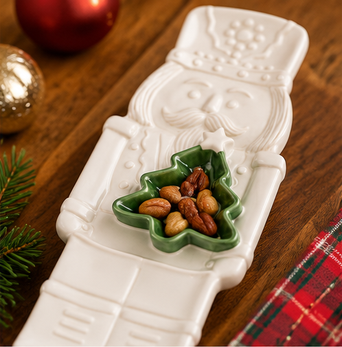 Mud Pie Nutcracker Chip & Dip