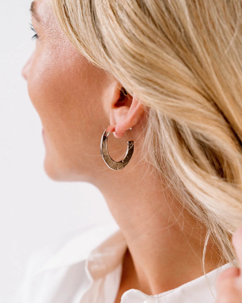 Small Hammered Hoops