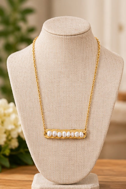 Susan Shaw Dainty Freshwater Pearl Bar Necklace