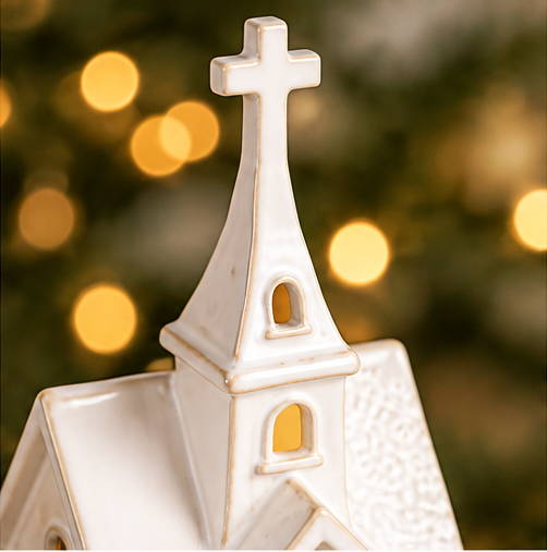 Mud Pie Wreath Ceramic Church Sitter